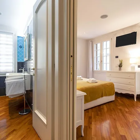 Apartman Tolentini Canal View & Terrace By Wonderful Italy Velence