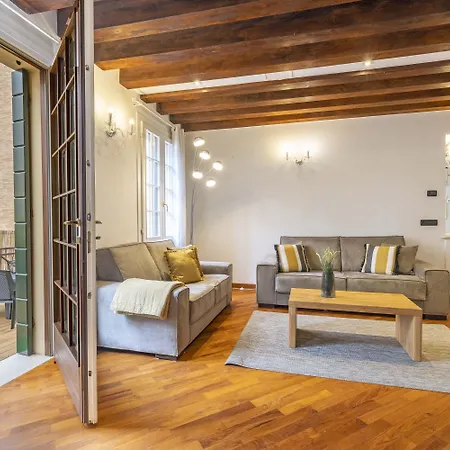Tolentini Canal View & Terrace By Wonderful Italy * Velence