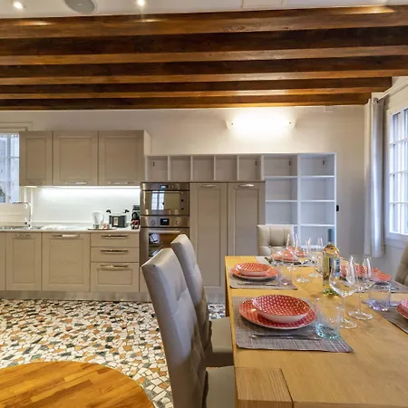 Tolentini Canal View & Terrace By Wonderful Italy Venedig