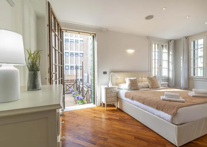 Apartamento Tolentini Canal View & Terrace By Wonderful Italy Veneza