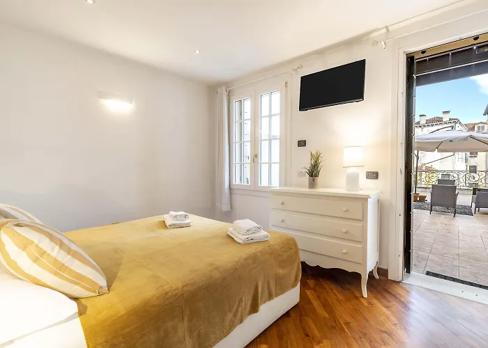 Apartamento Tolentini Canal View & Terrace By Wonderful Italy