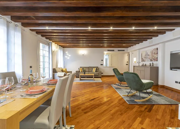 Tolentini Canal View & Terrace By Wonderful Italy Apartamento Veneza